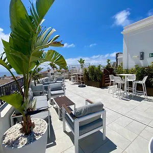 Gasthuis La Puerta De Boutique - Adults Recommended, Nerja